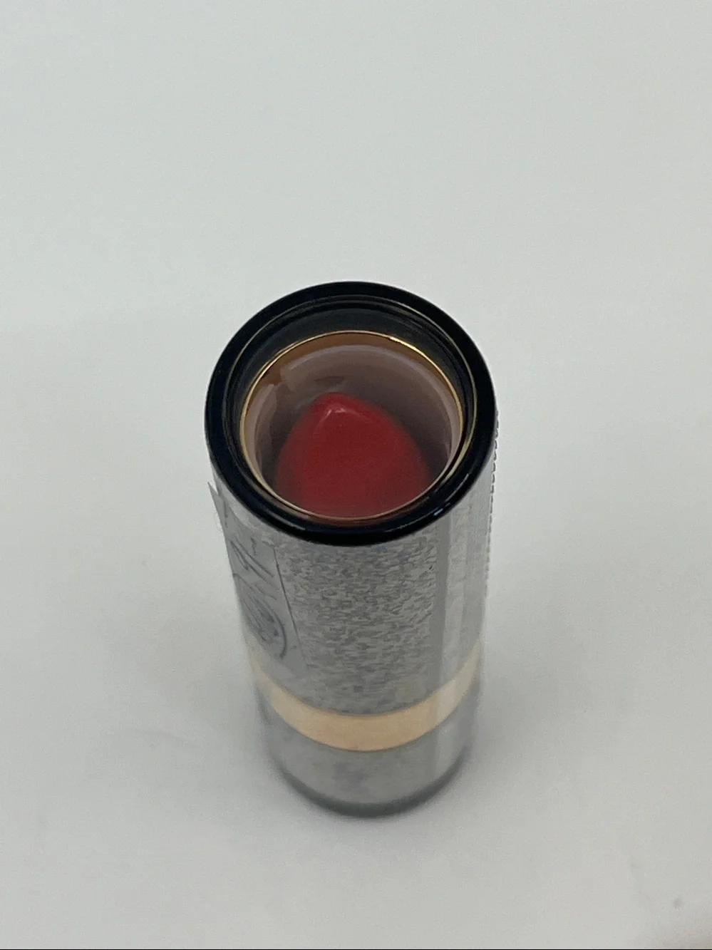 Revlon Super Lustrous Creme Lipstick - 725 Love That Red - Full Size - Sealed